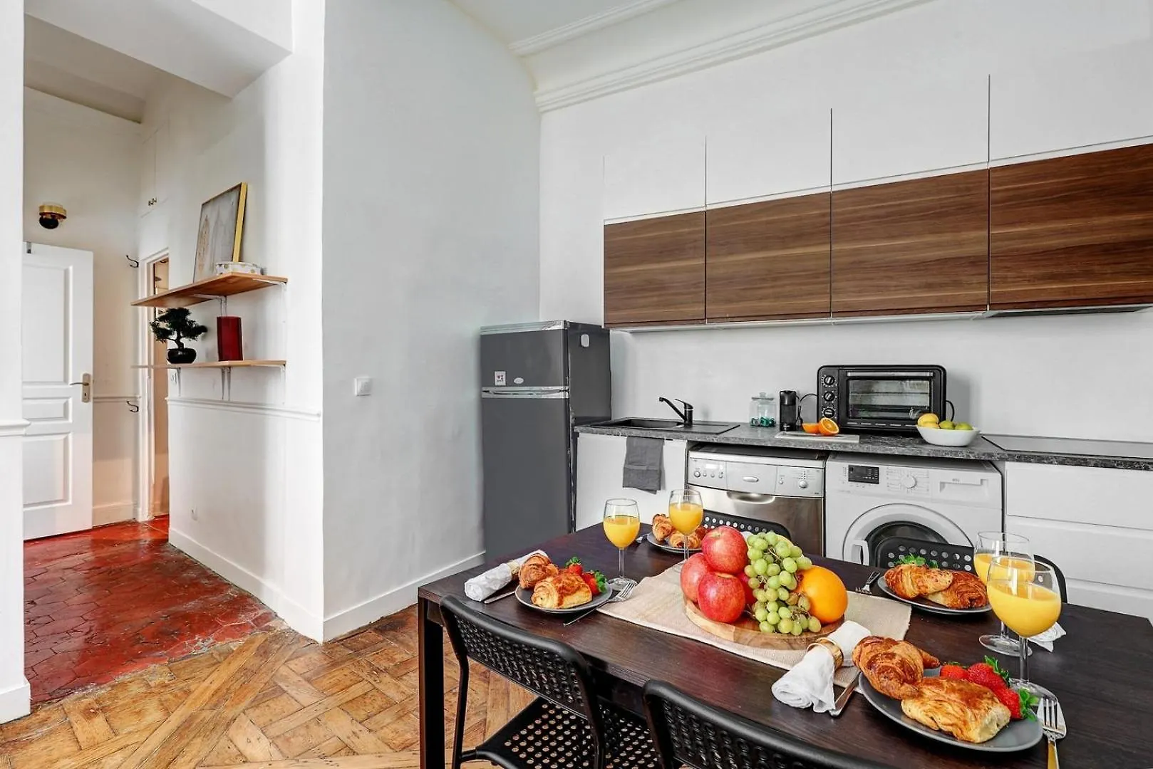 Apartment Bnbnook - Parisian Charm: 1Br In Le Marais
